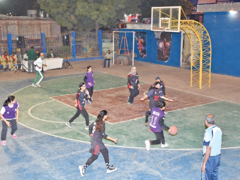 Karachi South White, Dow Club triumph