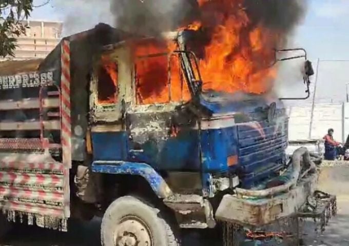 Speeding dumper claims three more lives in Karachi