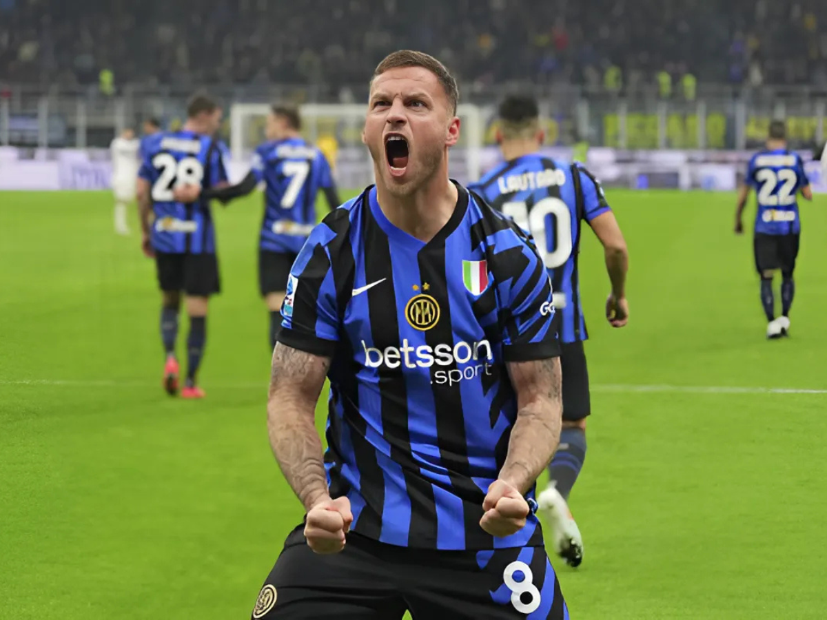 Inter now 1-point behind leaders Napoli with 2-1 win over Fiorentina