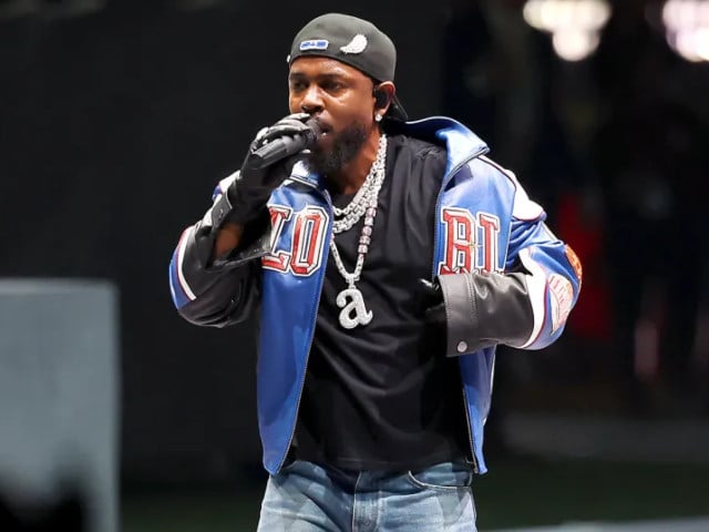 Internet divided over ‘petty king’ Kendrick Lamar’s Super Bowl show: “Never beef with Kendrick”