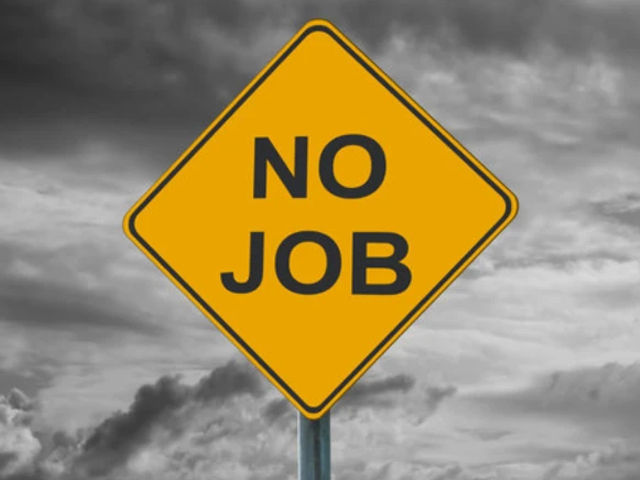Govt ends quota for deceased employee's relative